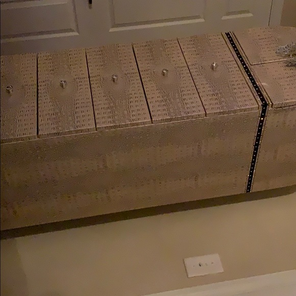 Meet your Posher, Natacha - Picture 1 of 1